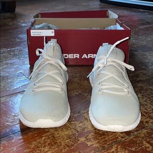 UA HOVR SLK EVO sneakers